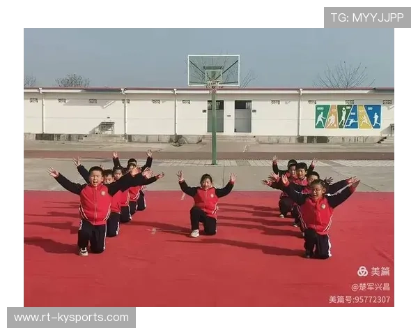 体操俱乐部举办周末公开课让更多人体验体操魅力,体操汇演 体操俱乐部举办周末公开课让更多人体验体操魅力,体操汇演